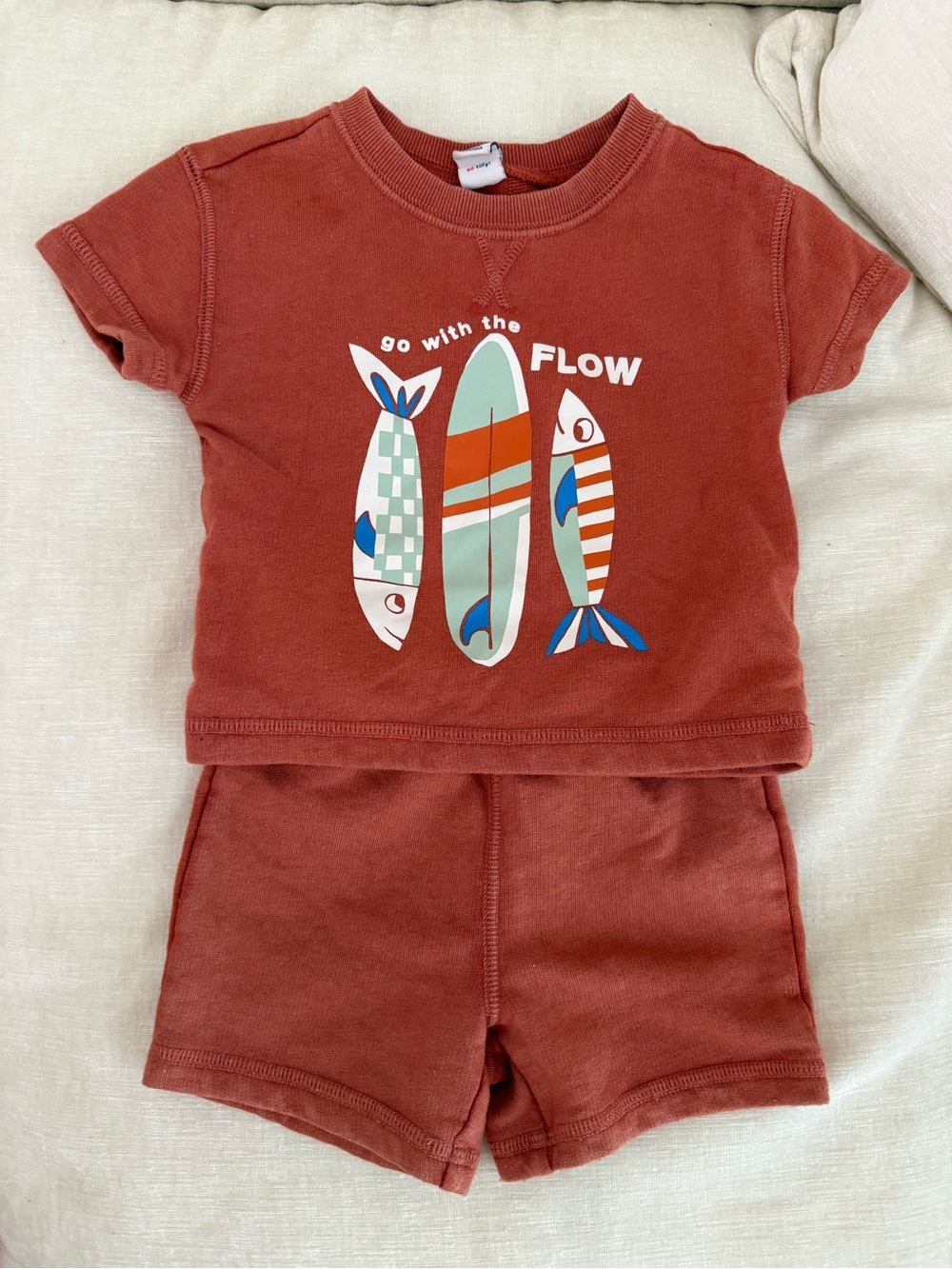 Old Navy Rust Short Sleeve Tee & Shorts Set with Surfboard Graphic